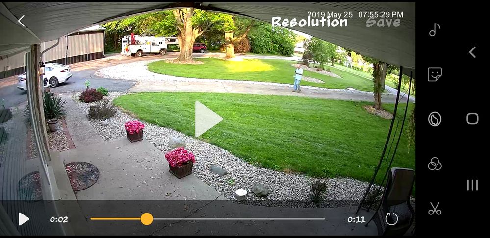 Screenshot_20190526-043841_Video Editor.jpg